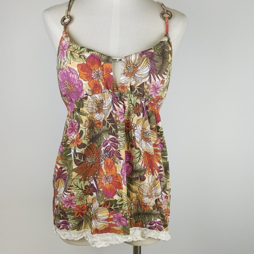 Belle Du Jour Floral Top Size Large